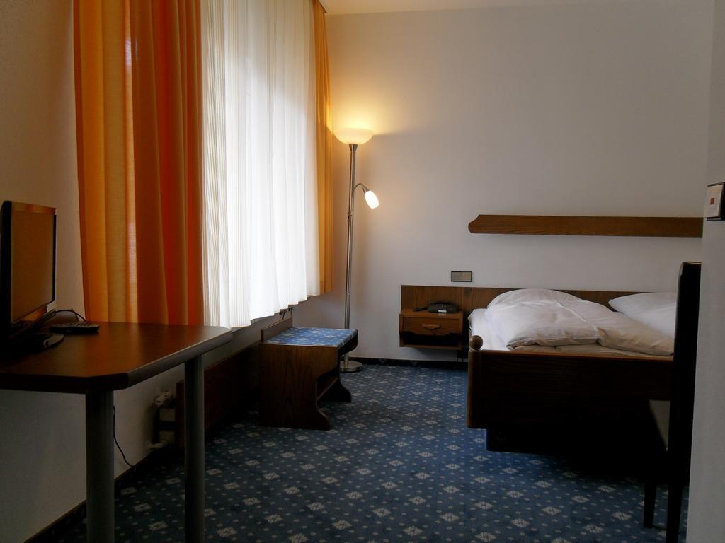 Hotel Gasthof Traube Kernen Quarto foto