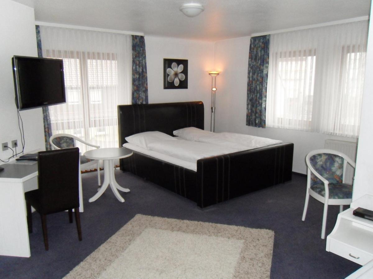 Hotel Gasthof Traube Kernen Quarto foto